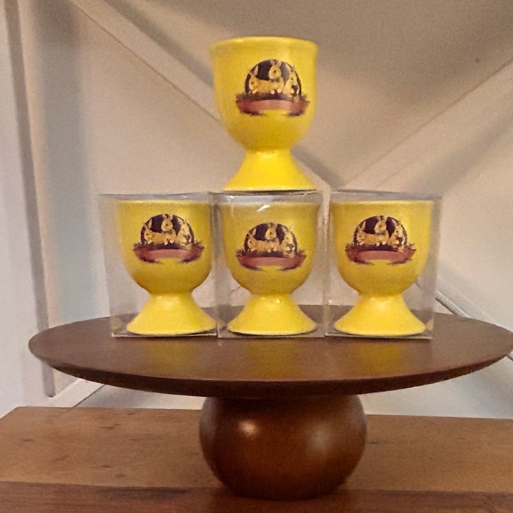 Vintage Laura Secord Egg Cup set of 4